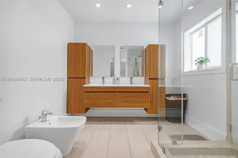 15932 SW 101st Terrace Miami FL 33196