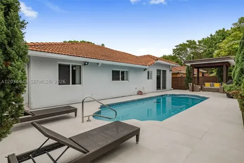 15932 SW 101st Terrace Miami FL 33196