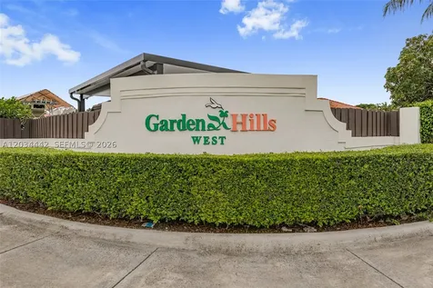15932 SW 101st Terrace Miami FL 33196