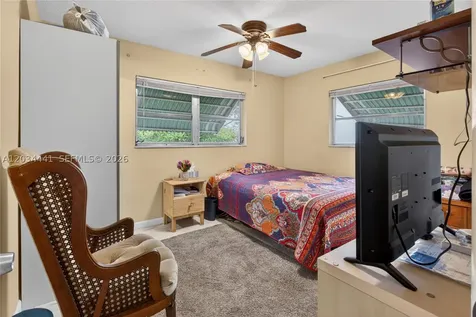 4271 NW 49th Terrace Lauderdale Lakes FL 33319
