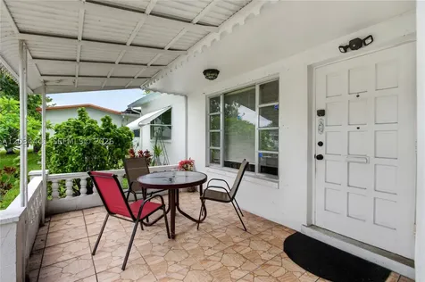 4271 NW 49th Terrace Lauderdale Lakes FL 33319
