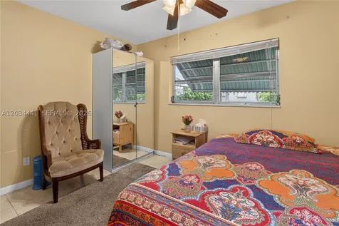 4271 NW 49th Terrace Lauderdale Lakes FL 33319