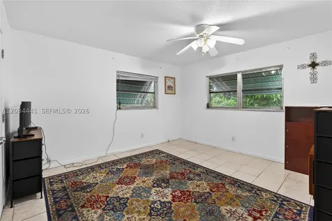 4271 NW 49th Terrace Lauderdale Lakes FL 33319