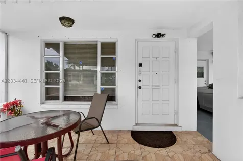 4271 NW 49th Terrace Lauderdale Lakes FL 33319