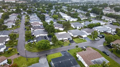 4271 NW 49th Terrace Lauderdale Lakes FL 33319