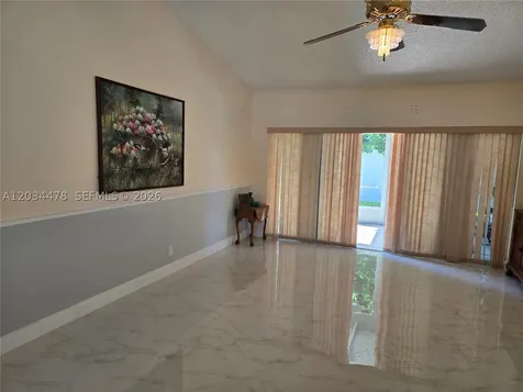 7921 NW 4th Street Plantation FL 33324