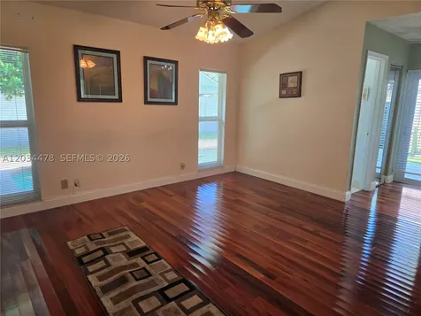 7921 NW 4th Street Plantation FL 33324