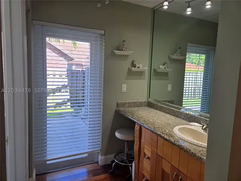 7921 NW 4th Street Plantation FL 33324