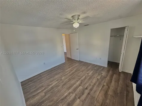 15460 SW 82nd Lane Miami FL 33193
