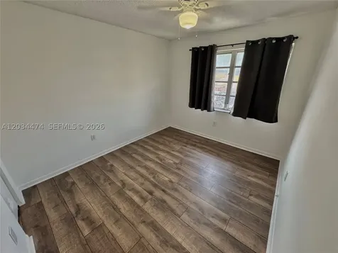 15460 SW 82nd Lane Miami FL 33193