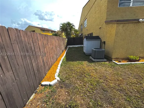 15460 SW 82nd Lane Miami FL 33193