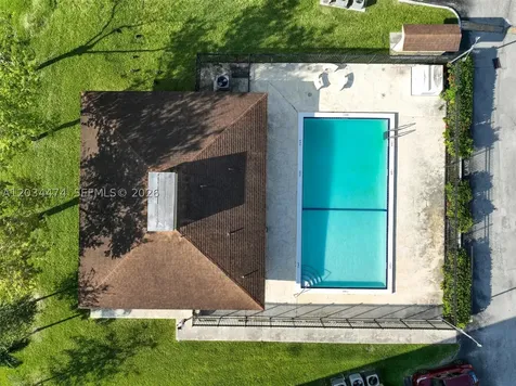 15460 SW 82nd Lane Miami FL 33193