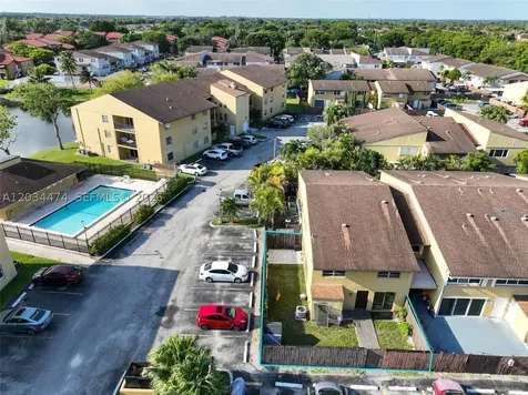 15460 SW 82nd Lane Miami FL 33193