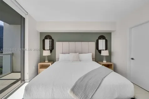 485 Brickell Avenue Miami FL 33131