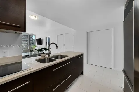 485 Brickell Avenue Miami FL 33131