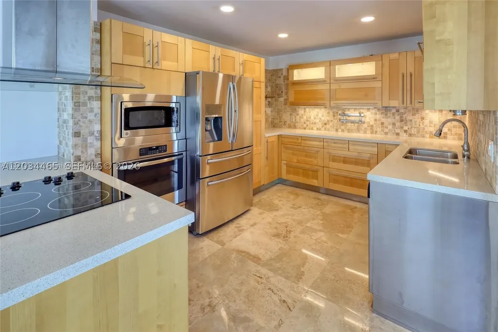 4761 NW 98th Place Doral FL 33178