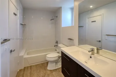 4761 NW 98th Place Doral FL 33178