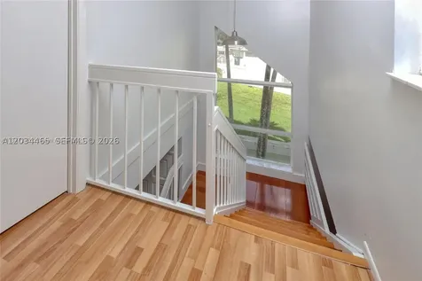 4761 NW 98th Place Doral FL 33178