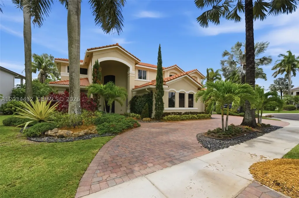 929 Gulfstream Court Weston FL 33327