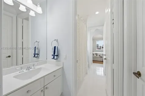 929 Gulfstream Court Weston FL 33327