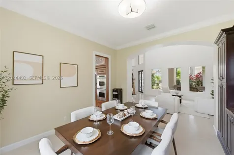 929 Gulfstream Court Weston FL 33327