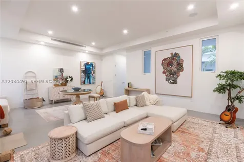 533 Anastasia Avenue Coral Gables FL 33134