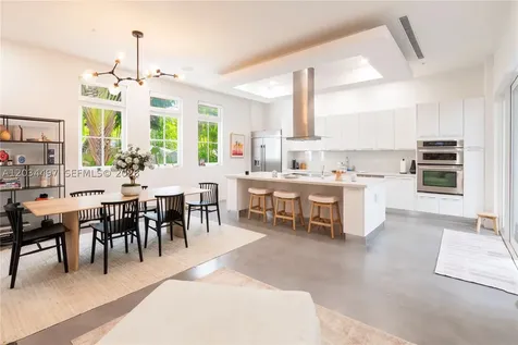 533 Anastasia Avenue Coral Gables FL 33134