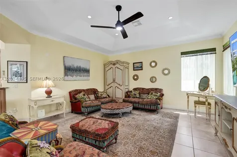 470 NE Cornwall Port St. Lucie FL 34983