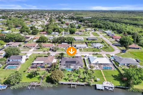 470 NE Cornwall Port St. Lucie FL 34983