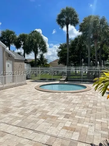 11160 SW 11th Place Davie FL 33324