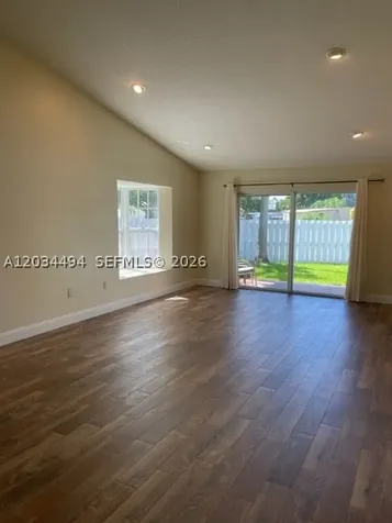 11160 SW 11th Place Davie FL 33324
