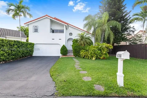 6768 SW 104th Avenue Miami FL 33173