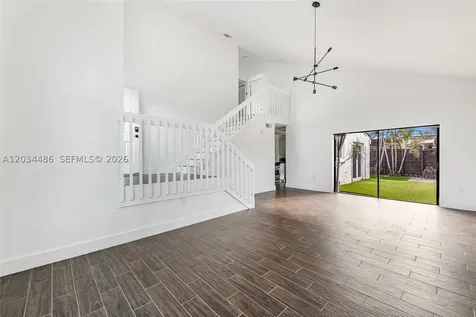 6768 SW 104th Avenue Miami FL 33173