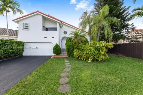 6768 SW 104th Avenue Miami FL 33173