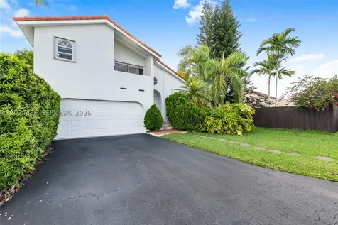 6768 SW 104th Avenue Miami FL 33173