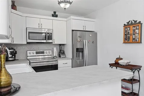 6801 SW 27th Street Miami FL 33155