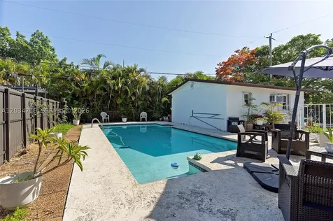 6801 SW 27th Street Miami FL 33155