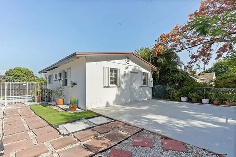 6801 SW 27th Street Miami FL 33155