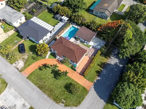 6801 SW 27th Street Miami FL 33155