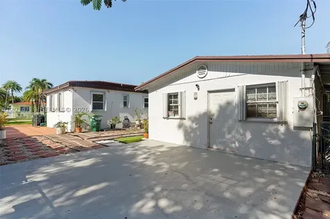 6801 SW 27th Street Miami FL 33155