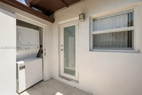 520 NW 104th Street Miami FL 33150