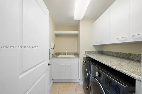 6000 Island Boulevard Aventura FL 33160