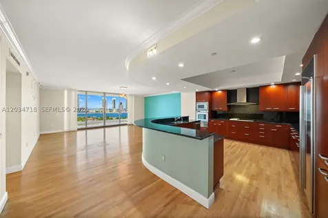 6000 Island Boulevard Aventura FL 33160