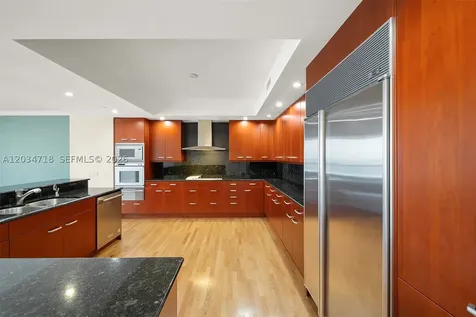 6000 Island Boulevard Aventura FL 33160