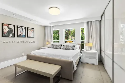 533 NE 52 Terrace Miami FL 33137