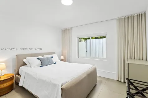 533 NE 52 Terrace Miami FL 33137