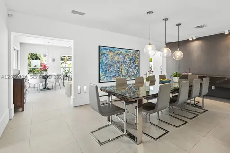 533 NE 52 Terrace Miami FL 33137