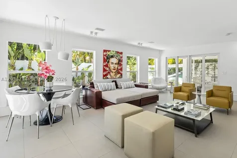 533 NE 52 Terrace Miami FL 33137