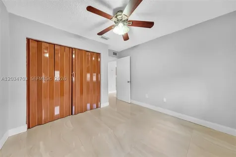 5445 W 27th Lane Hialeah FL 33016