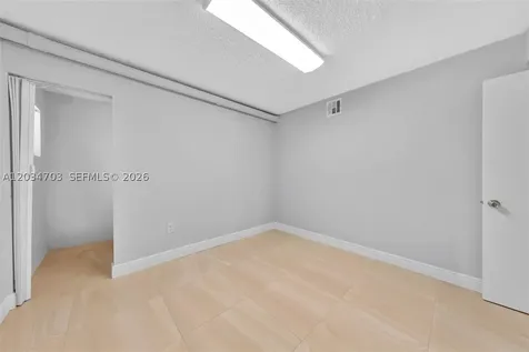 5445 W 27th Lane Hialeah FL 33016